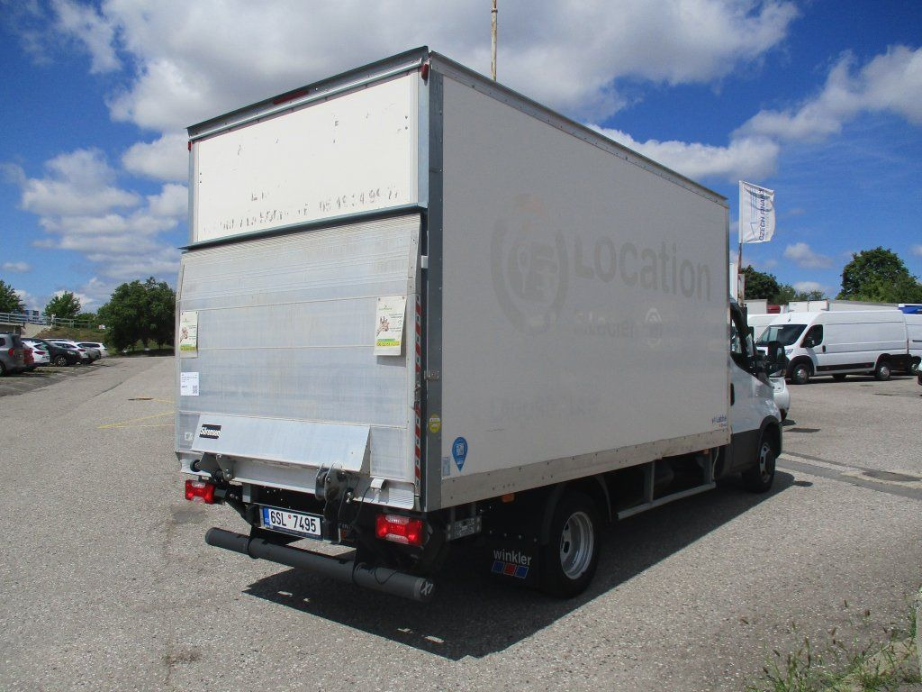 Iveco 35C16 Daily 3,0l - الشاحنات الصغيرة صندوق مغلق: صور 5 Iveco 35C16 Daily 3,0l - الشاحنات الصغيرة صندوق مغلق: صور 5