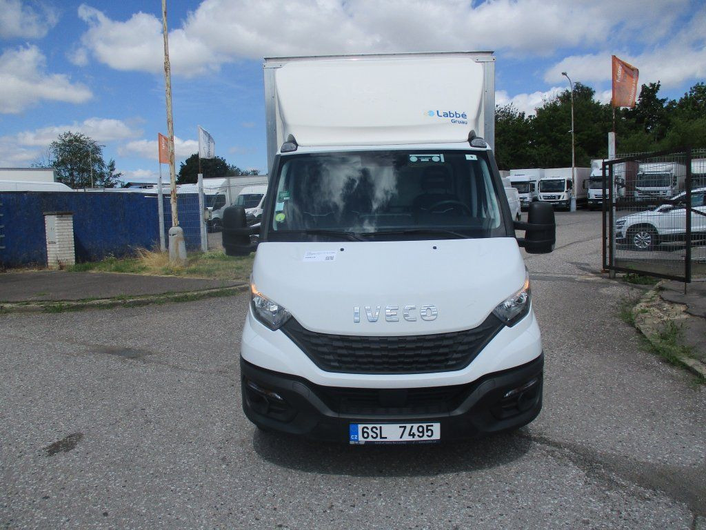 Iveco 35C16 Daily 3,0l - الشاحنات الصغيرة صندوق مغلق: صور 2 Iveco 35C16 Daily 3,0l - الشاحنات الصغيرة صندوق مغلق: صور 2