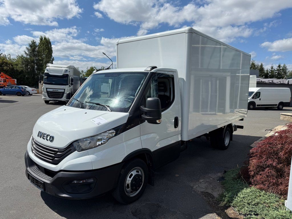 Iveco 35C16 Daily - الشاحنات الصغيرة صندوق مغلق: صور 5 Iveco 35C16 Daily - الشاحنات الصغيرة صندوق مغلق: صور 5