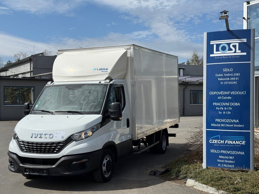 Iveco 35C16 Daily - الشاحنات الصغيرة صندوق مغلق: صور 1 Iveco 35C16 Daily - الشاحنات الصغيرة صندوق مغلق: صور 1