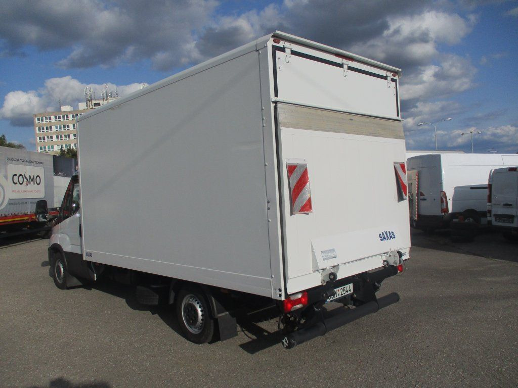 Iveco Daily 35S16 mit LBW - الشاحنات الصغيرة صندوق مغلق: صور 4 Iveco Daily 35S16 mit LBW - الشاحنات الصغيرة صندوق مغلق: صور 4