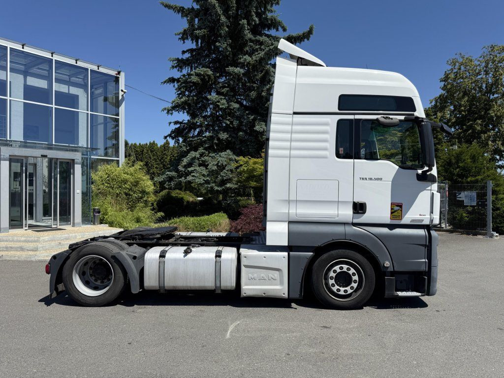 MAN TGX18.500 EURO 6 MEGA/lowdeck - شاحنة جرار: صور 3 MAN TGX18.500 EURO 6 MEGA/lowdeck - شاحنة جرار: صور 3