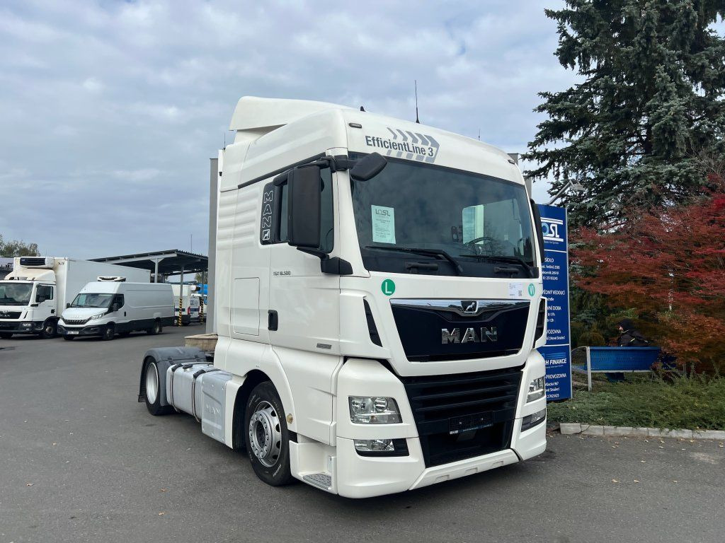 MAN TGX18.500 MEGA/lowdeck - شاحنة جرار: صور 2 MAN TGX18.500 MEGA/lowdeck - شاحنة جرار: صور 2
