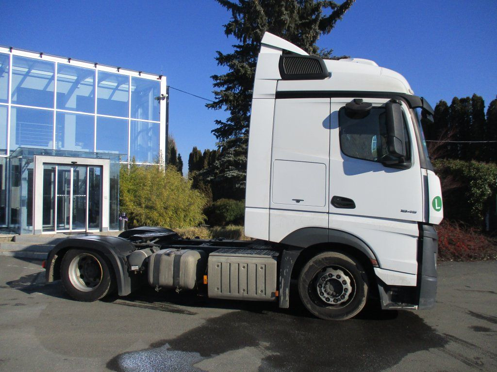 Mercedes-Benz 1845 Actros EURO 6 MEGA/lowdeck - شاحنة جرار: صور 3 Mercedes-Benz 1845 Actros EURO 6 MEGA/lowdeck - شاحنة جرار: صور 3