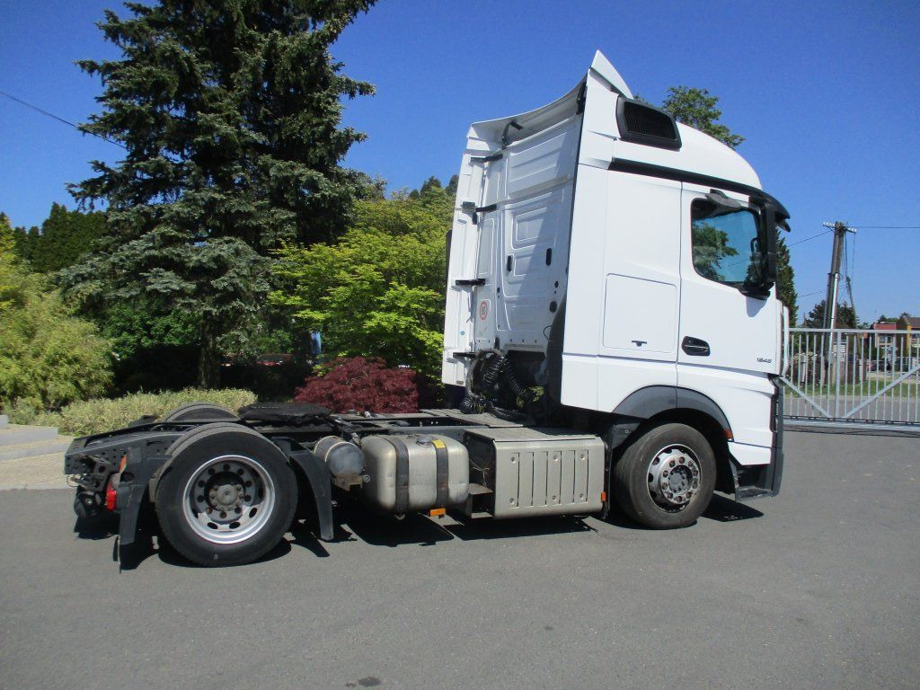 Mercedes-Benz 1845 Actros EURO 6 MEGA/lowdeck - شاحنة جرار: صور 5 Mercedes-Benz 1845 Actros EURO 6 MEGA/lowdeck - شاحنة جرار: صور 5