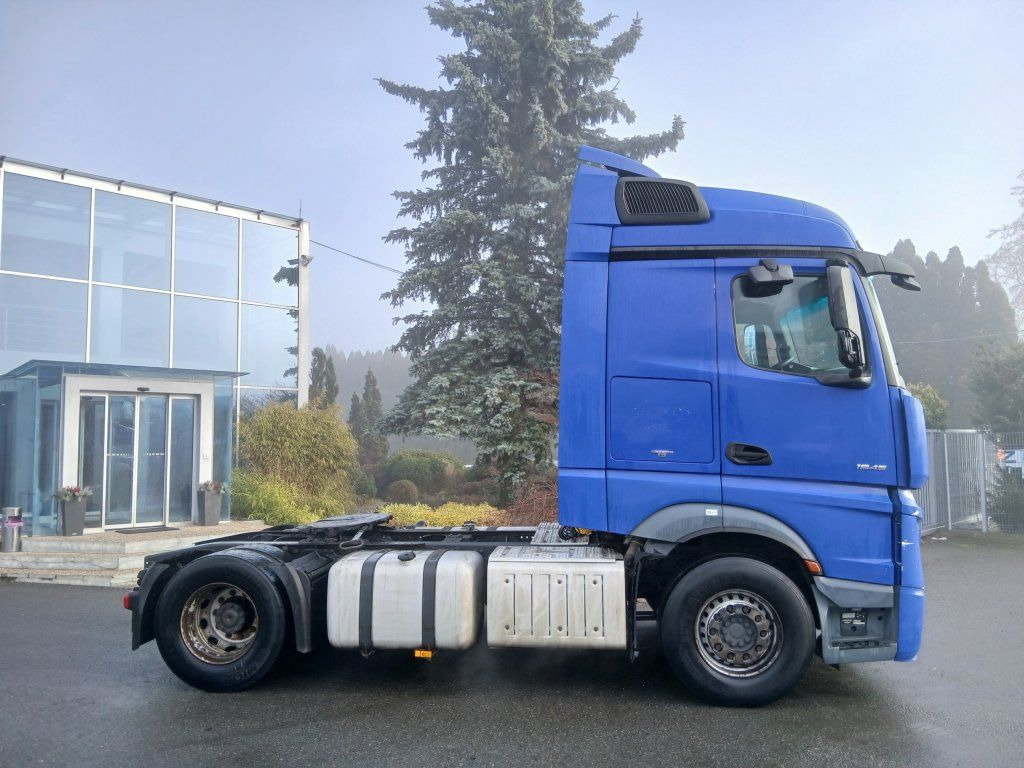 Mercedes-Benz 1845 Actros EURO 6 - شاحنة جرار: صور 3 Mercedes-Benz 1845 Actros EURO 6 - شاحنة جرار: صور 3