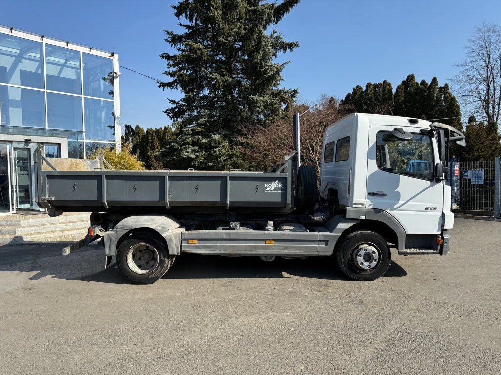Mercedes-Benz 916 Atego EURO 4 - شاحنة ذات الخطاف: صور 3 Mercedes-Benz 916 Atego EURO 4 - شاحنة ذات الخطاف: صور 3