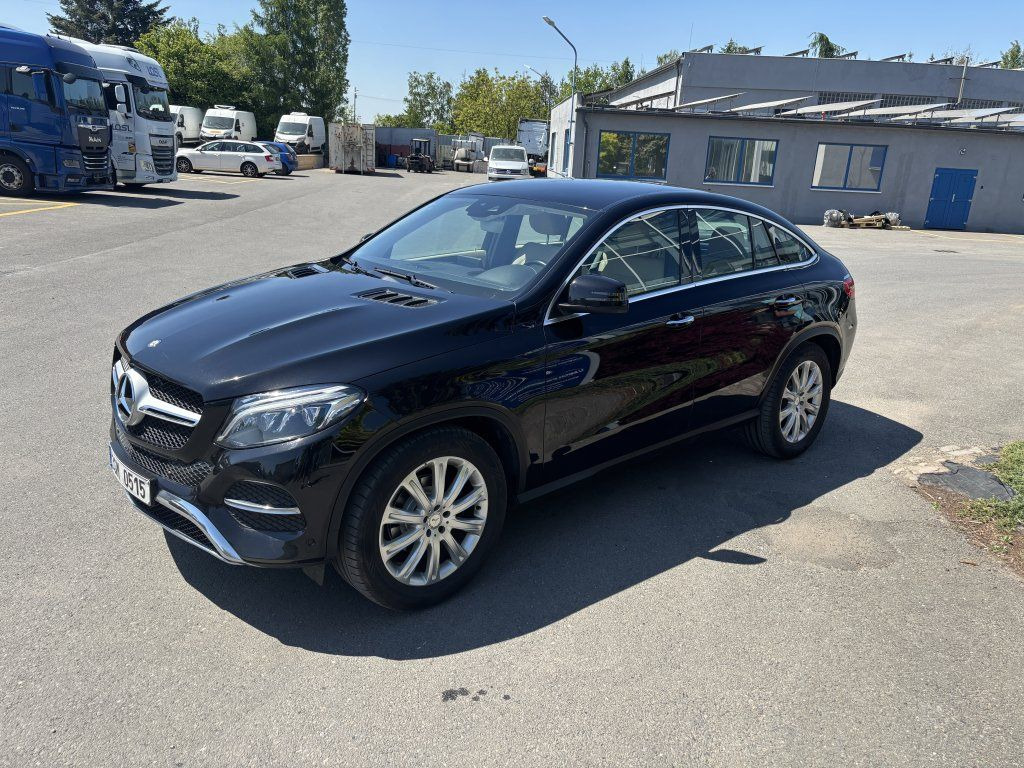 Mercedes-Benz d Coupe - سيارة ستيشن: صور 3 Mercedes-Benz d Coupe - سيارة ستيشن: صور 3