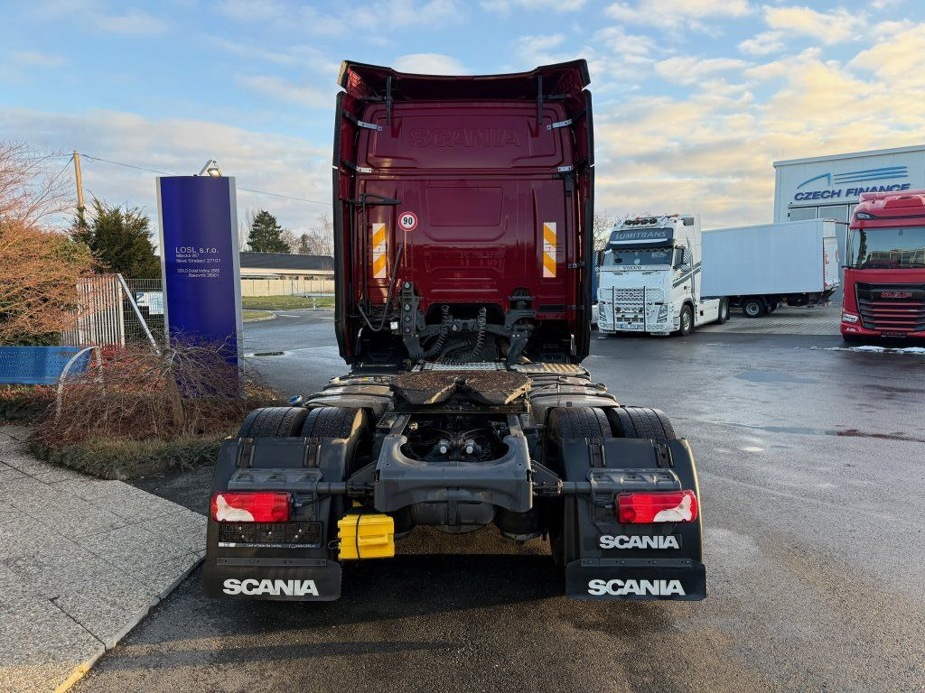 Scania R450 EURO 6 - شاحنة جرار: صور 5 Scania R450 EURO 6 - شاحنة جرار: صور 5