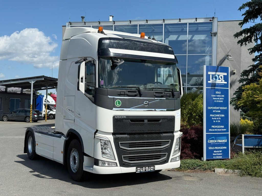Volvo FH460 EURO 6 ADR - شاحنة جرار: صور 2 Volvo FH460 EURO 6 ADR - شاحنة جرار: صور 2