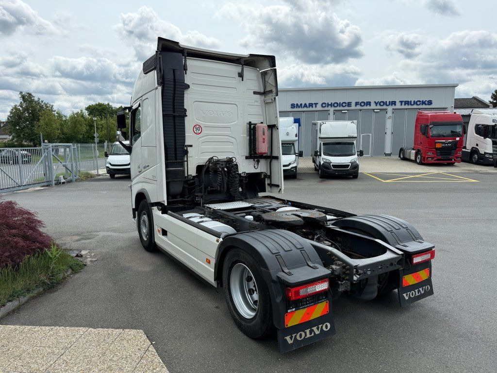 Volvo FH460 EURO 6 ADR - شاحنة جرار: صور 5 Volvo FH460 EURO 6 ADR - شاحنة جرار: صور 5