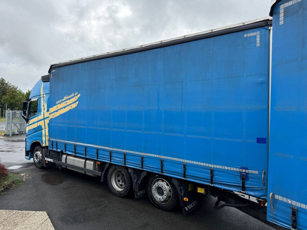 Volvo FH500 6x2 Euro 6 + Schmitz - شاحنة ستارة: صور 4 Volvo FH500 6x2 Euro 6 + Schmitz - شاحنة ستارة: صور 4