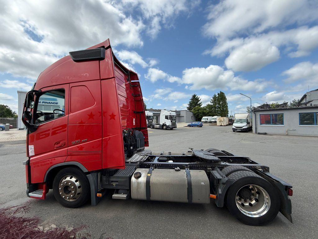 Volvo FH500 EURO 6 MEGA/lowdeck - شاحنة جرار: صور 4 Volvo FH500 EURO 6 MEGA/lowdeck - شاحنة جرار: صور 4