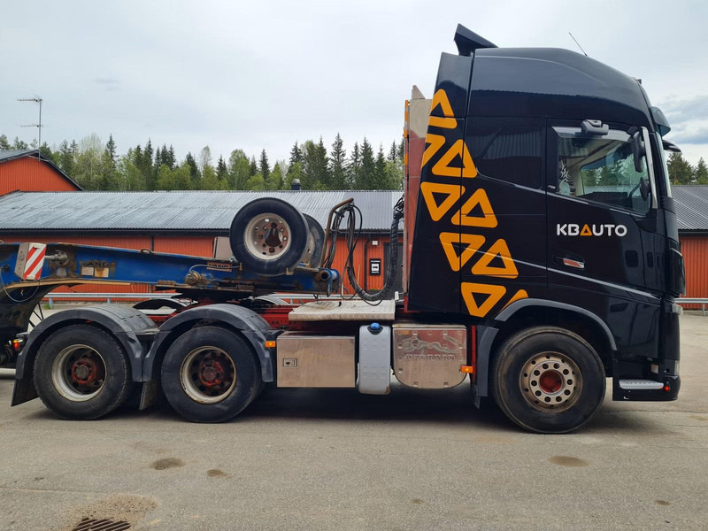 Volvo FH16 750 | 6x4 | ADR | 100 TON | ADR EXll, EXlll, AT | RETARDER | 100 TON VOLVO + VANG - شاحنة جرار: صور 3 Volvo FH16 750 | 6x4 | ADR | 100 TON | ADR EXll, EXlll, AT | RETARDER | 100 TON VOLVO + VANG - شاحنة جرار: صور 3