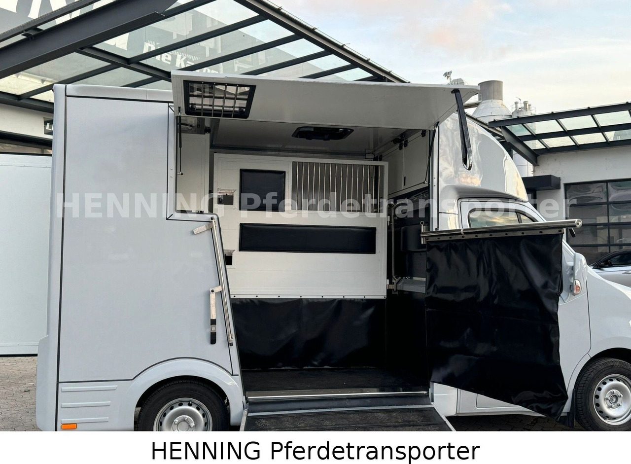 Nissan Interstar - شاحنة نقل المواشي شاحنة: صور 5 Nissan Interstar - شاحنة نقل المواشي شاحنة: صور 5