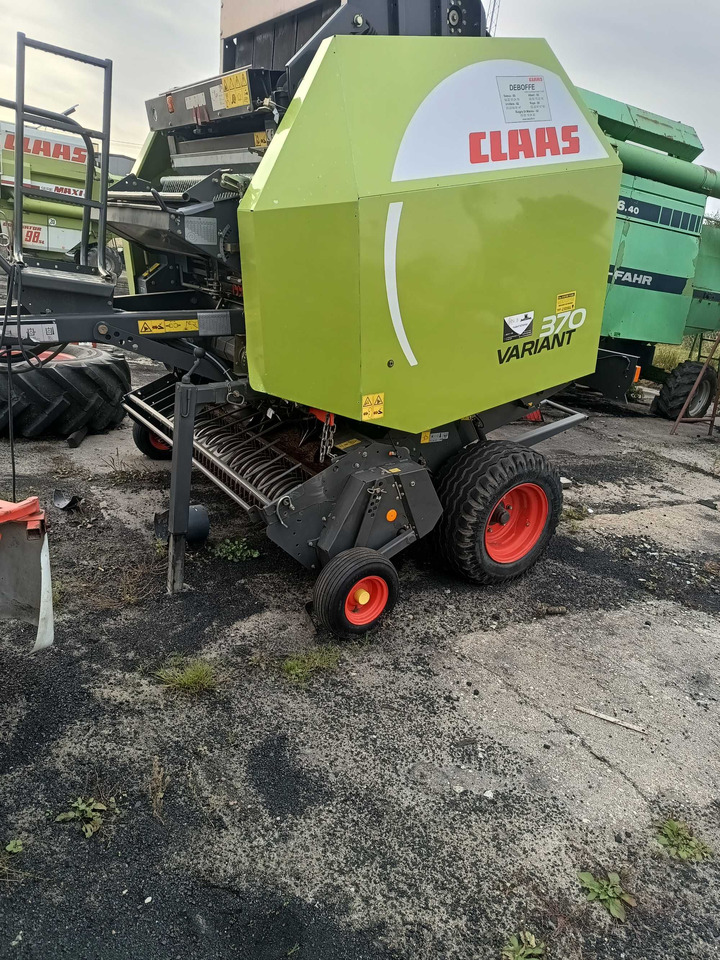 Claas Variant 370 - مكبس القش الدائري: صور 1 Claas Variant 370 - مكبس القش الدائري: صور 1
