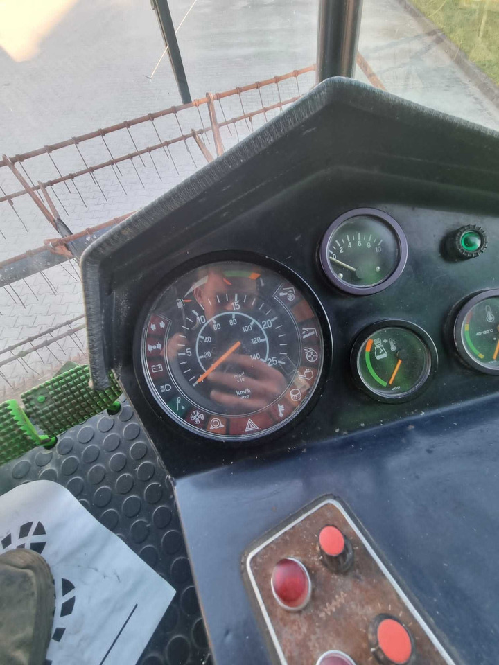 Deutz-Fahr 36.40 - آلة حصاد: صور 5 Deutz-Fahr 36.40 - آلة حصاد: صور 5