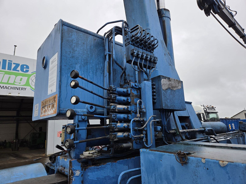 Mercedes-Benz SK 1928 - شاحنة جرار: صور 4 Mercedes-Benz SK 1928 - شاحنة جرار: صور 4