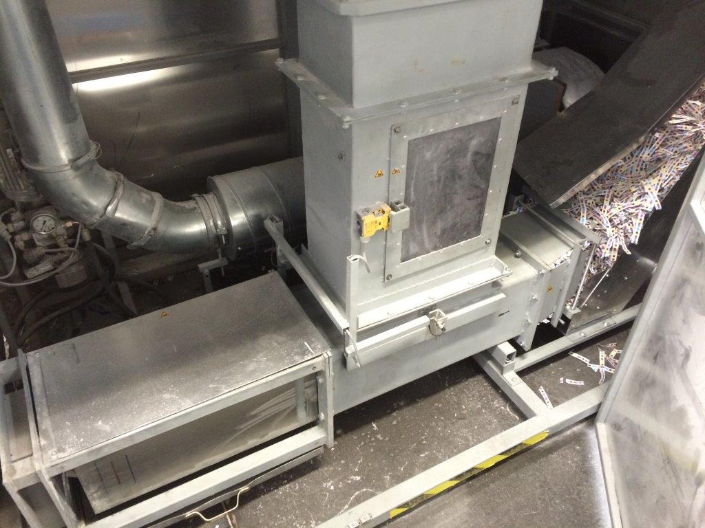 Artecc AK 25 chip & strip cutout extractor with press - آلة الطي: صور 1 Artecc AK 25 chip & strip cutout extractor with press - آلة الطي: صور 1