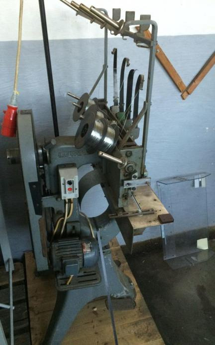 Bostitch M 17 multi head wire stitching machine - آلات الطباعة: صور 3 Bostitch M 17 multi head wire stitching machine - آلات الطباعة: صور 3