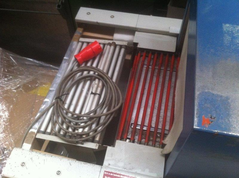 Compact angle welding machine with shrink tunnel Kallfass KC 5040-450 Universal - آلة التعبئة والتغليف: صور 5 Compact angle welding machine with shrink tunnel Kallfass KC 5040-450 Universal - آلة التعبئة والتغليف: صور 5