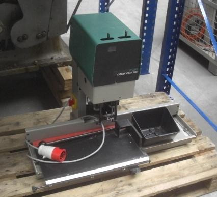 Ernst Nagel Citoborma 280 2-spindle paper drilling machine - آلات الطباعة: صور 1 Ernst Nagel Citoborma 280 2-spindle paper drilling machine - آلات الطباعة: صور 1