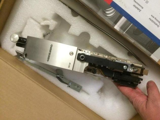 Heidelberg/Hohner 52-8 S L6 ring eyelet stitching heads - قطع الغيار - آلات الطباعة: صور 1 Heidelberg/Hohner 52-8 S L6 ring eyelet stitching heads - قطع الغيار - آلات الطباعة: صور 1