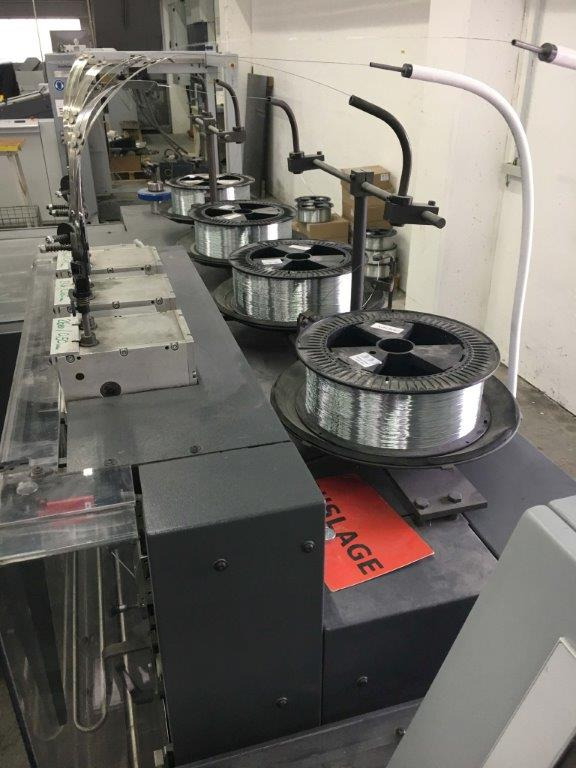 آلات الطباعة Heidelberg ST-400 automatic adjustable saddle stitcher: صور 8