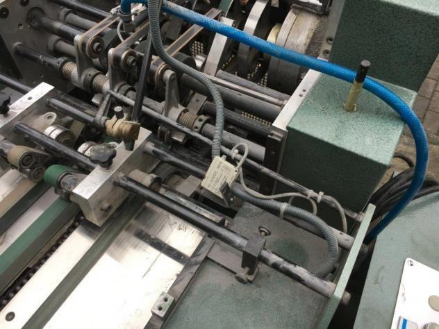 Muller Martini/Buhrs Cheshire System - آلات الطباعة: صور 4 Muller Martini/Buhrs Cheshire System - آلات الطباعة: صور 4