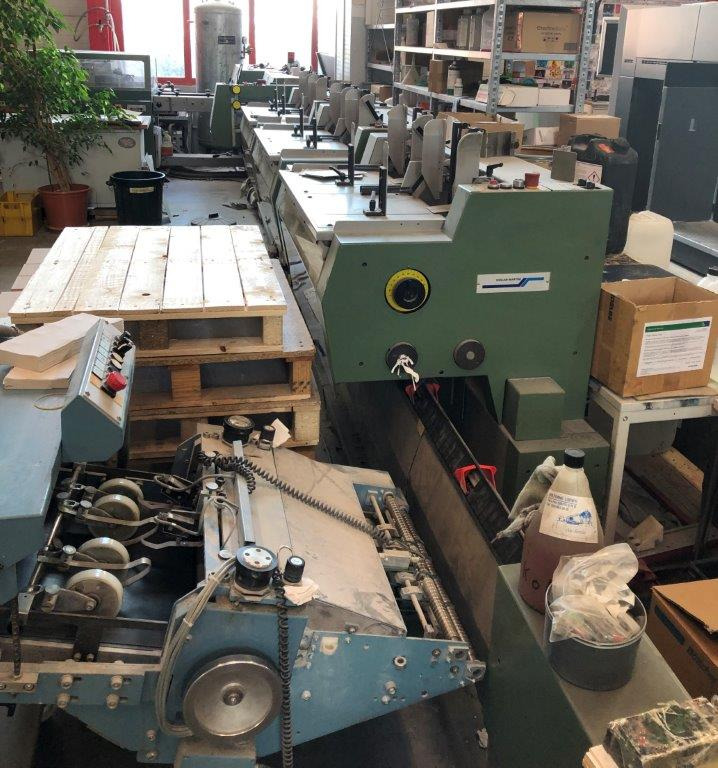 Müller Martini Presto with Pratico compensating stacker - آلات الطباعة: صور 1 Müller Martini Presto with Pratico compensating stacker - آلات الطباعة: صور 1
