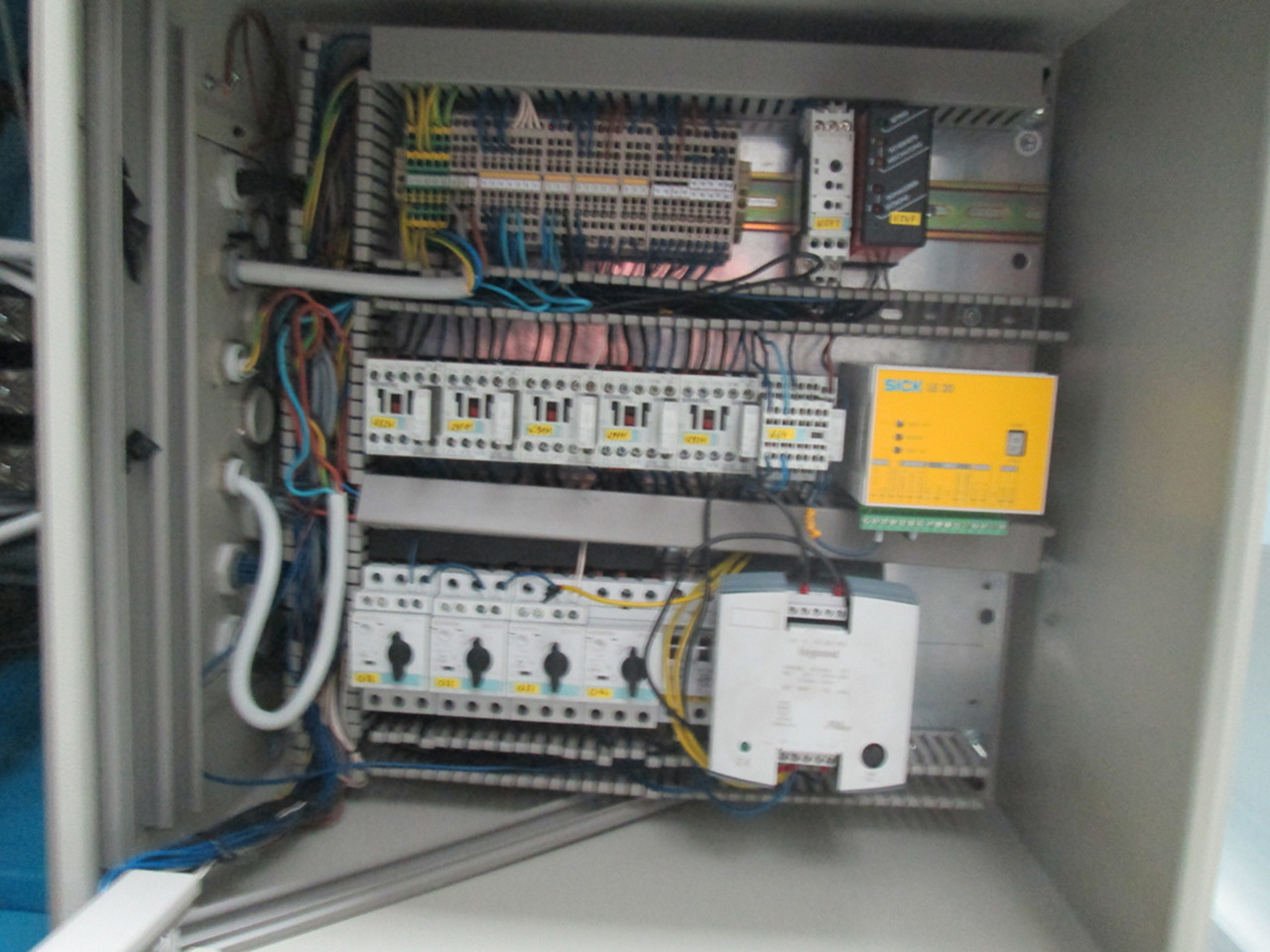 Schneider Enginneering Stacker (Transomat) Model 1058 - آلة قطع الورق: صور 5 Schneider Enginneering Stacker (Transomat) Model 1058 - آلة قطع الورق: صور 5