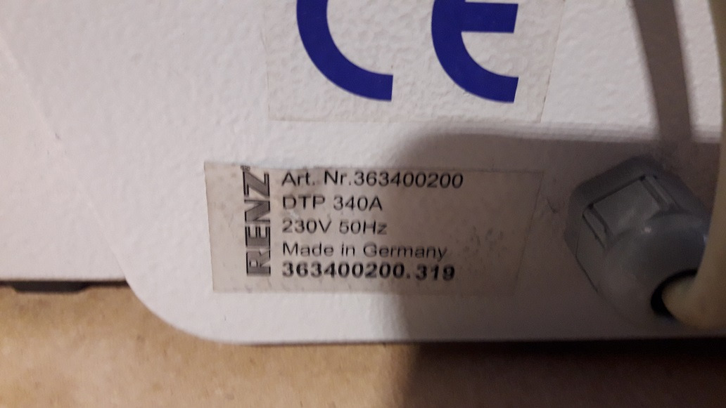 Semi-automatic table punching machine Christian Renz DTP 340 A with calendar tooling - آلات الطباعة: صور 5 Semi-automatic table punching machine Christian Renz DTP 340 A with calendar tooling - آلات الطباعة: صور 5