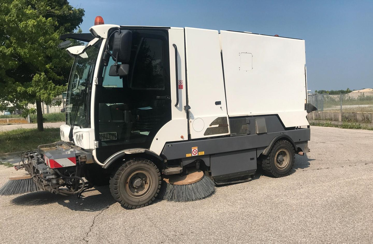 SPAZZATRICE STRADALE DULEVO 3000 - سياره كنس شوارع: صور 1 SPAZZATRICE STRADALE DULEVO 3000 - سياره كنس شوارع: صور 1