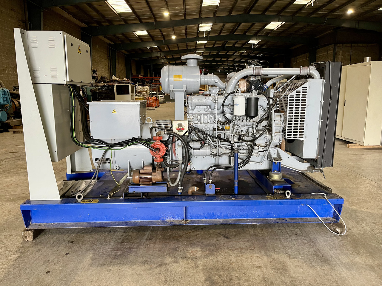 2h Energy 150 kVa IVECO 8361 - مجموعة المولدات: صور 1 2h Energy 150 kVa IVECO 8361 - مجموعة المولدات: صور 1