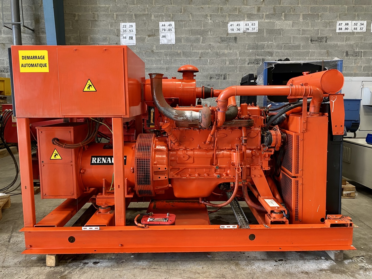 RENAULT 115 kVa diesel - مجموعة المولدات: صور 1 RENAULT 115 kVa diesel - مجموعة المولدات: صور 1