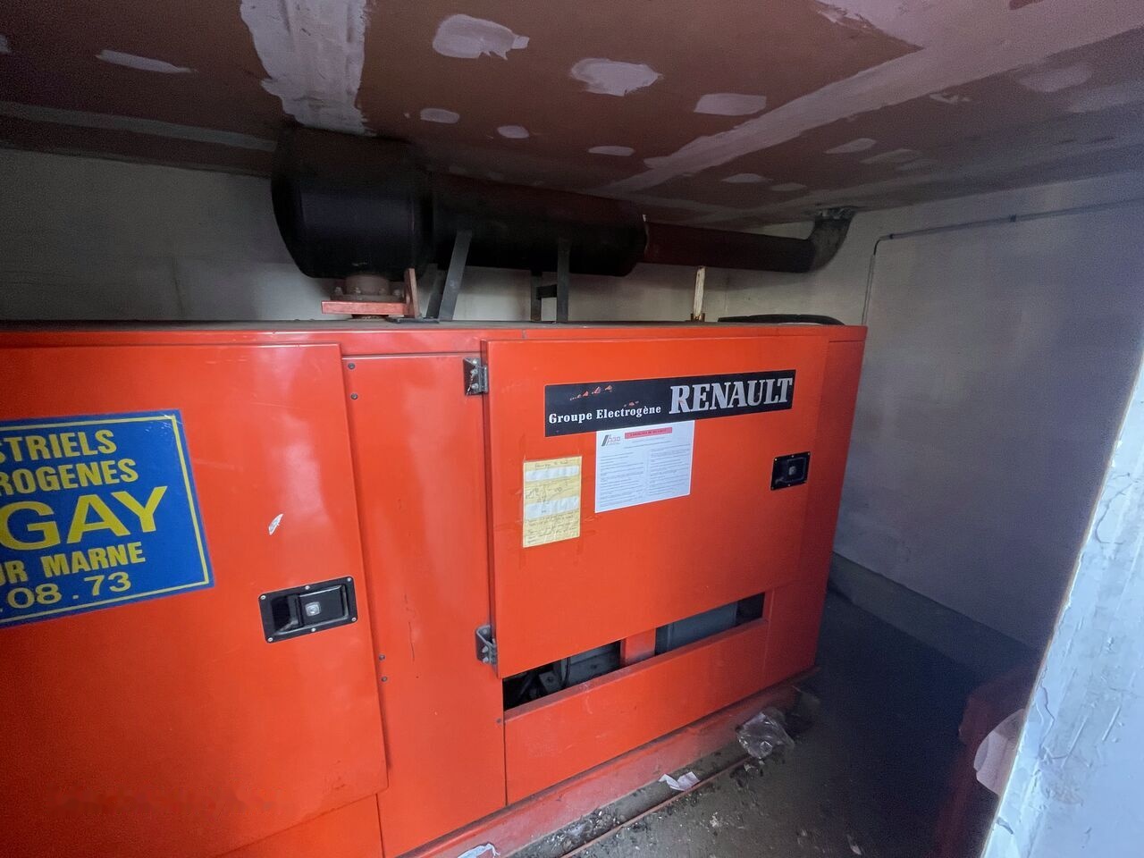 Renault 220 kVa - مجموعة المولدات: صور 1 Renault 220 kVa - مجموعة المولدات: صور 1