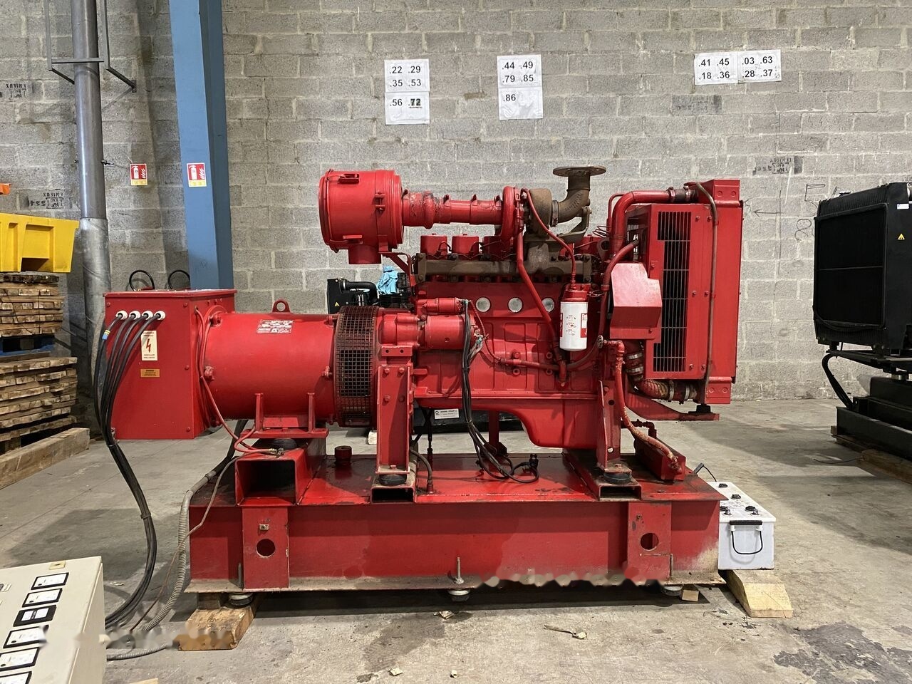 SDMO 110 kVa - مجموعة المولدات: صور 2 SDMO 110 kVa - مجموعة المولدات: صور 2