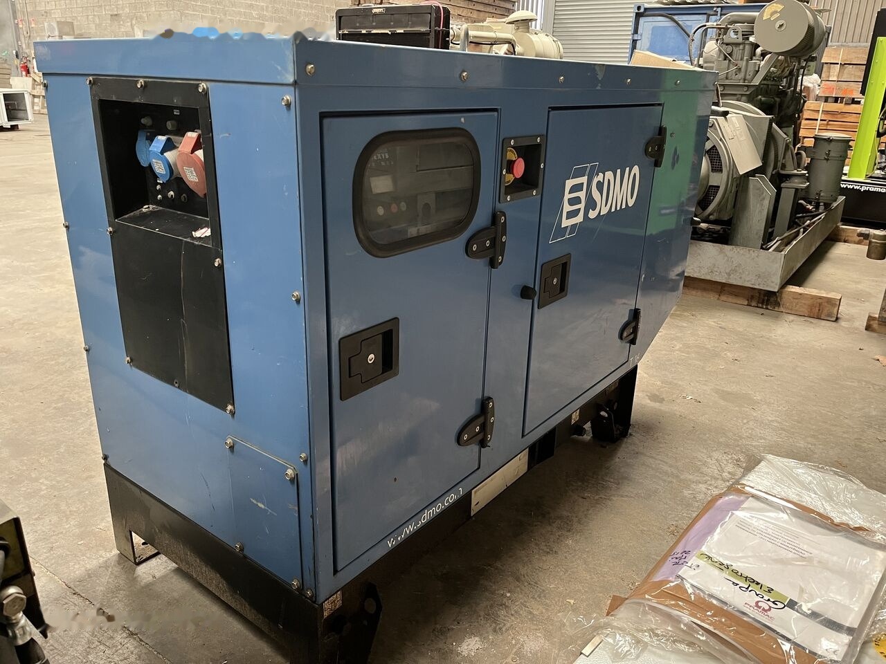 SDMO 16 kVa Mitsubishi diesel - مجموعة المولدات: صور 2 SDMO 16 kVa Mitsubishi diesel - مجموعة المولدات: صور 2