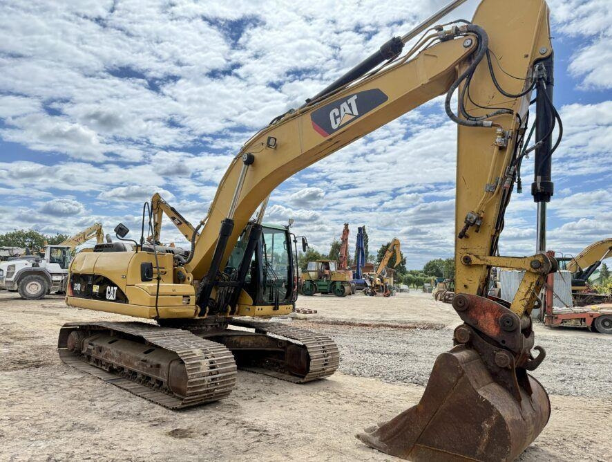 CAT 324DLN - حفارات زحافة: صور 2 CAT 324DLN - حفارات زحافة: صور 2
