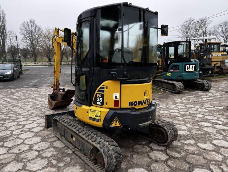 Komatsu PC35 MR-3 - حفارة مصغرة: صور 4 Komatsu PC35 MR-3 - حفارة مصغرة: صور 4