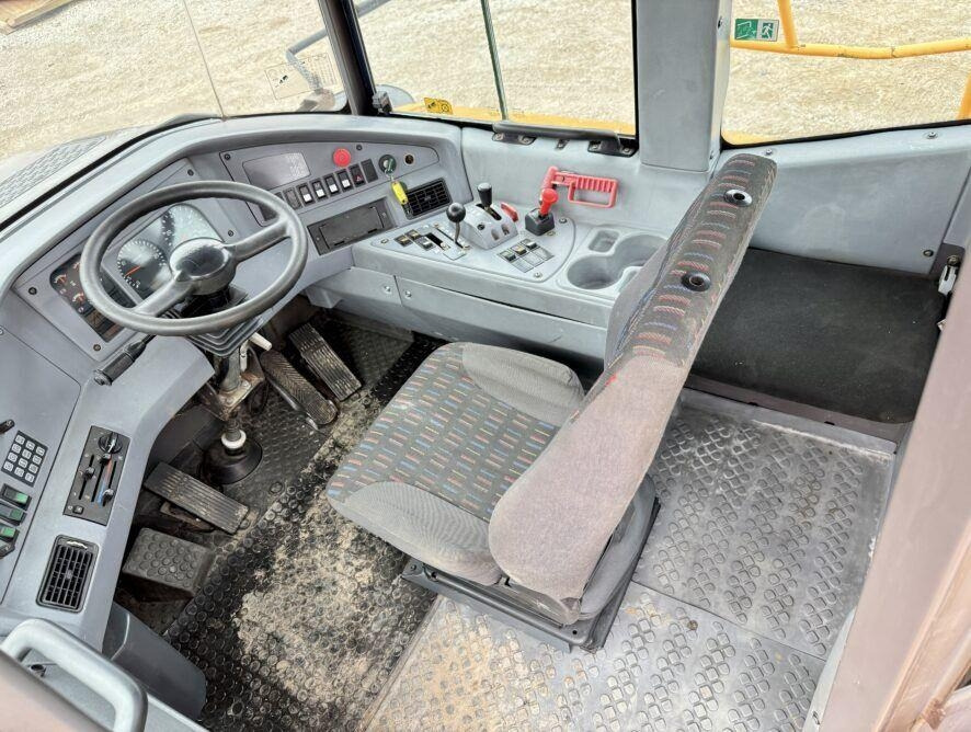 شاحنة مفصلية Volvo A35D: صور 13