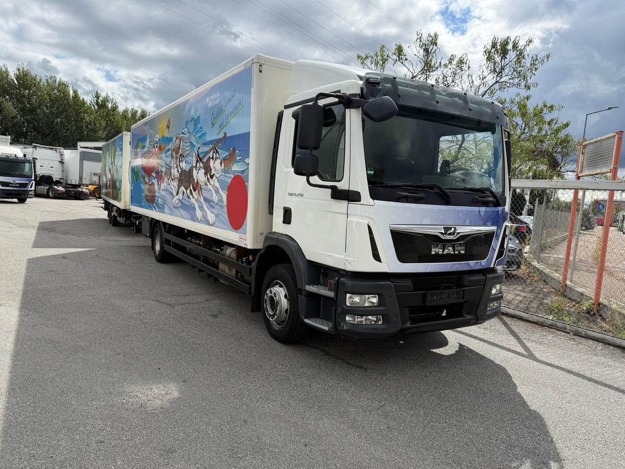 MAN TGM 15.290 kein 12.250 - بصندوق مغلق شاحنة: صور 1 MAN TGM 15.290 kein 12.250 - بصندوق مغلق شاحنة: صور 1