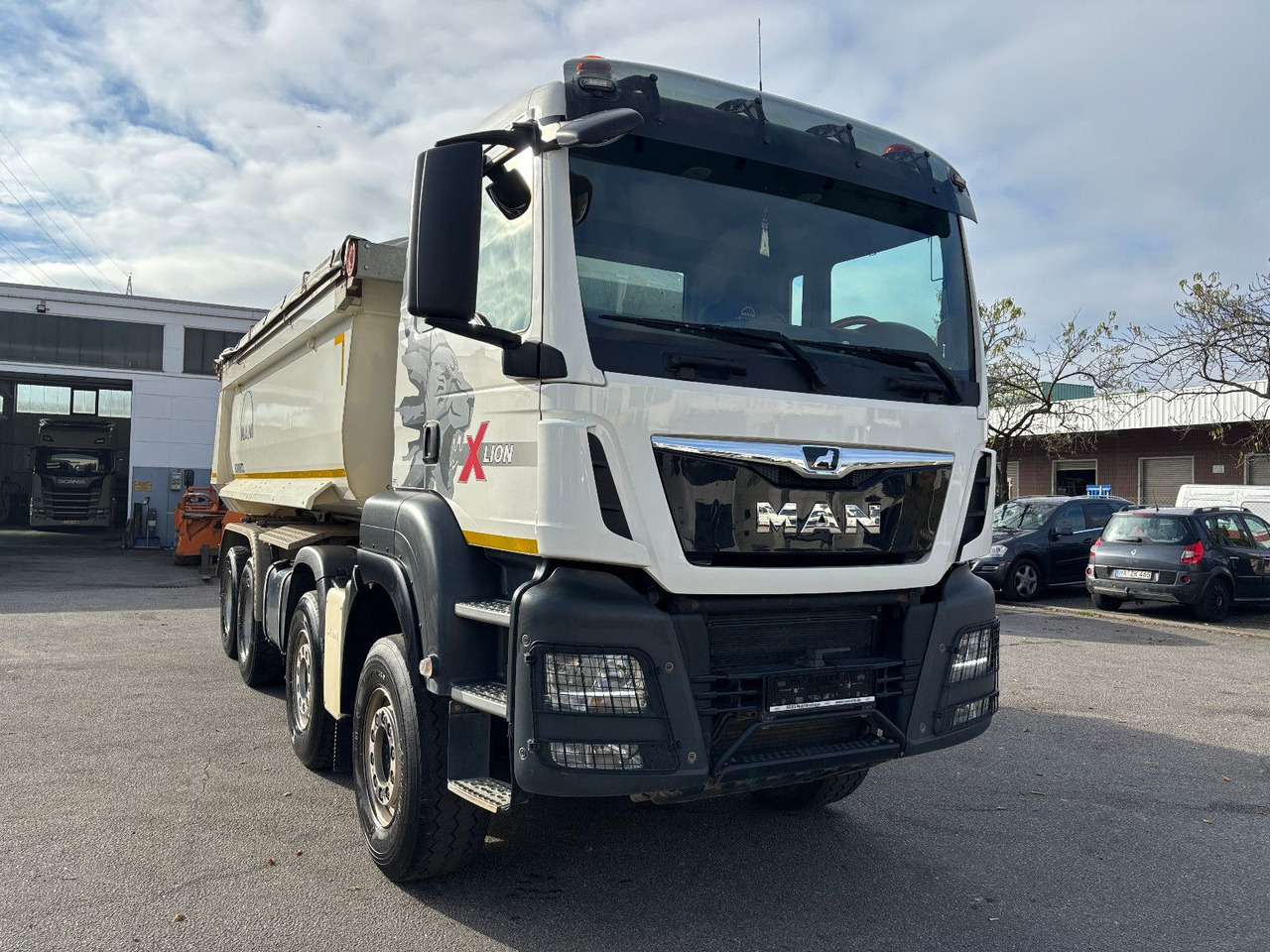 MAN TGS41.510 8x4 Schmitz Muldenkipper Retarder/19m³ - قلابات: صور 3 MAN TGS41.510 8x4 Schmitz Muldenkipper Retarder/19m³ - قلابات: صور 3