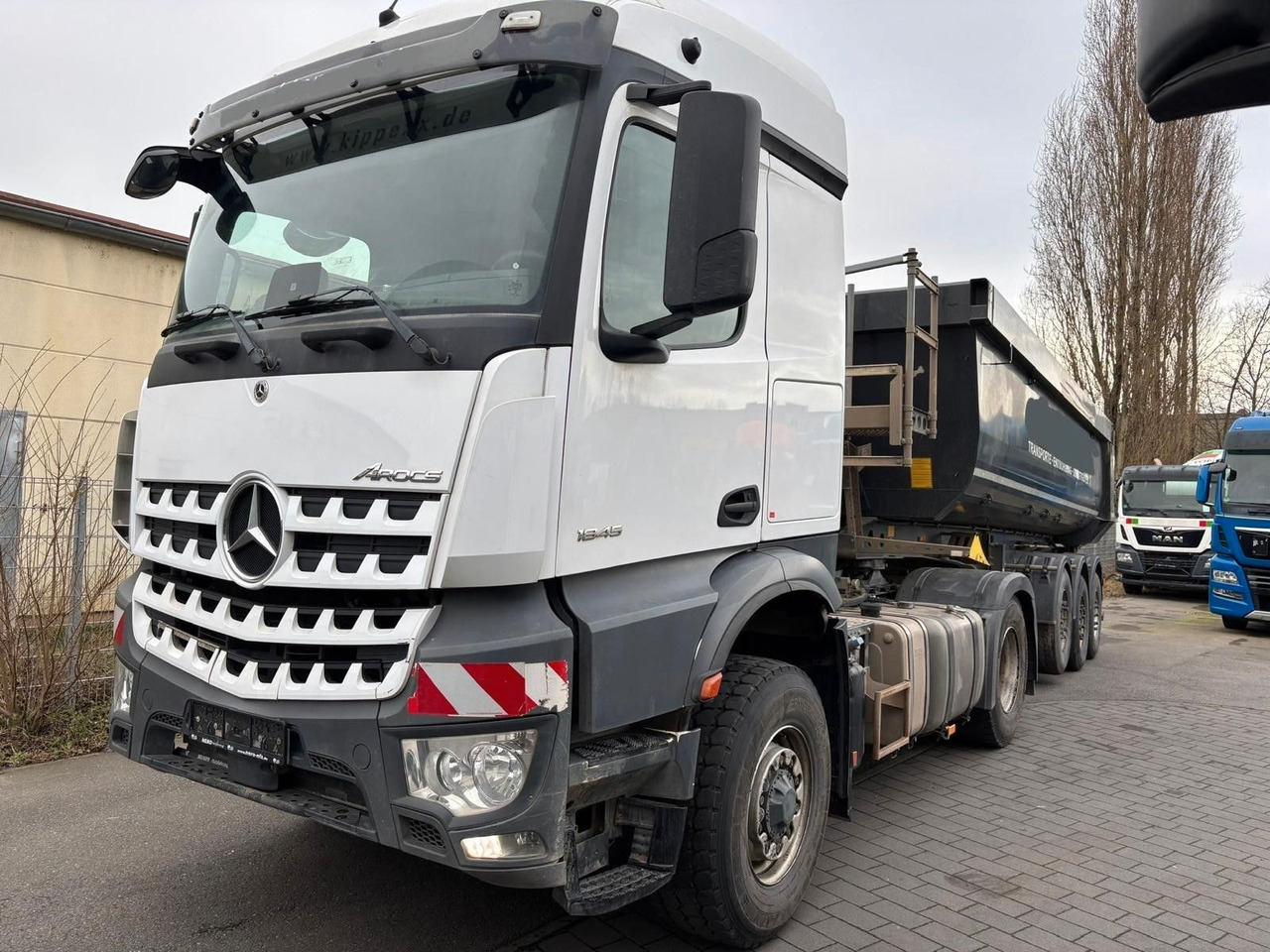 Mercedes-Benz MP V 1845 4x4/Retarder/Kipphydraulik - شاحنة جرار: صور 2 Mercedes-Benz MP V 1845 4x4/Retarder/Kipphydraulik - شاحنة جرار: صور 2
