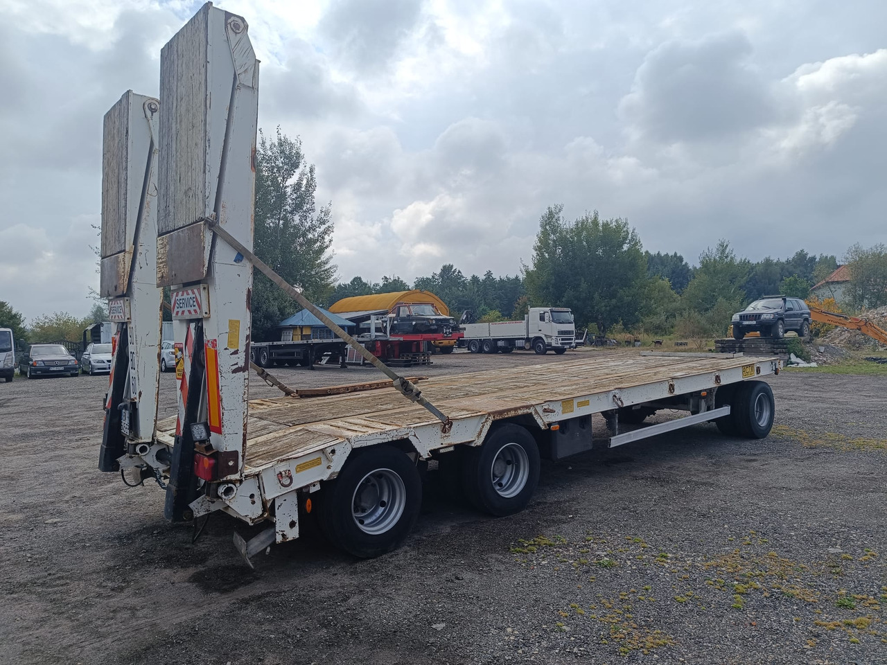 ACTM 3 osie 8m x 2,55 m lad 25 T - عربة مسطحة منخفضة مقطورة: صور 3 ACTM 3 osie 8m x 2,55 m lad 25 T - عربة مسطحة منخفضة مقطورة: صور 3