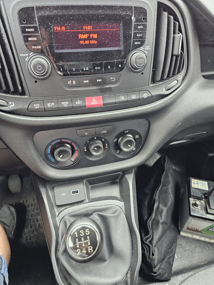 FIAT DOBLO CHLODNIA MROZNIA - 20 C CARRIER KLIMA EURO6 - الشاحنات الصغيرة المبردة: صور 4 FIAT DOBLO CHLODNIA MROZNIA - 20 C CARRIER KLIMA EURO6 - الشاحنات الصغيرة المبردة: صور 4