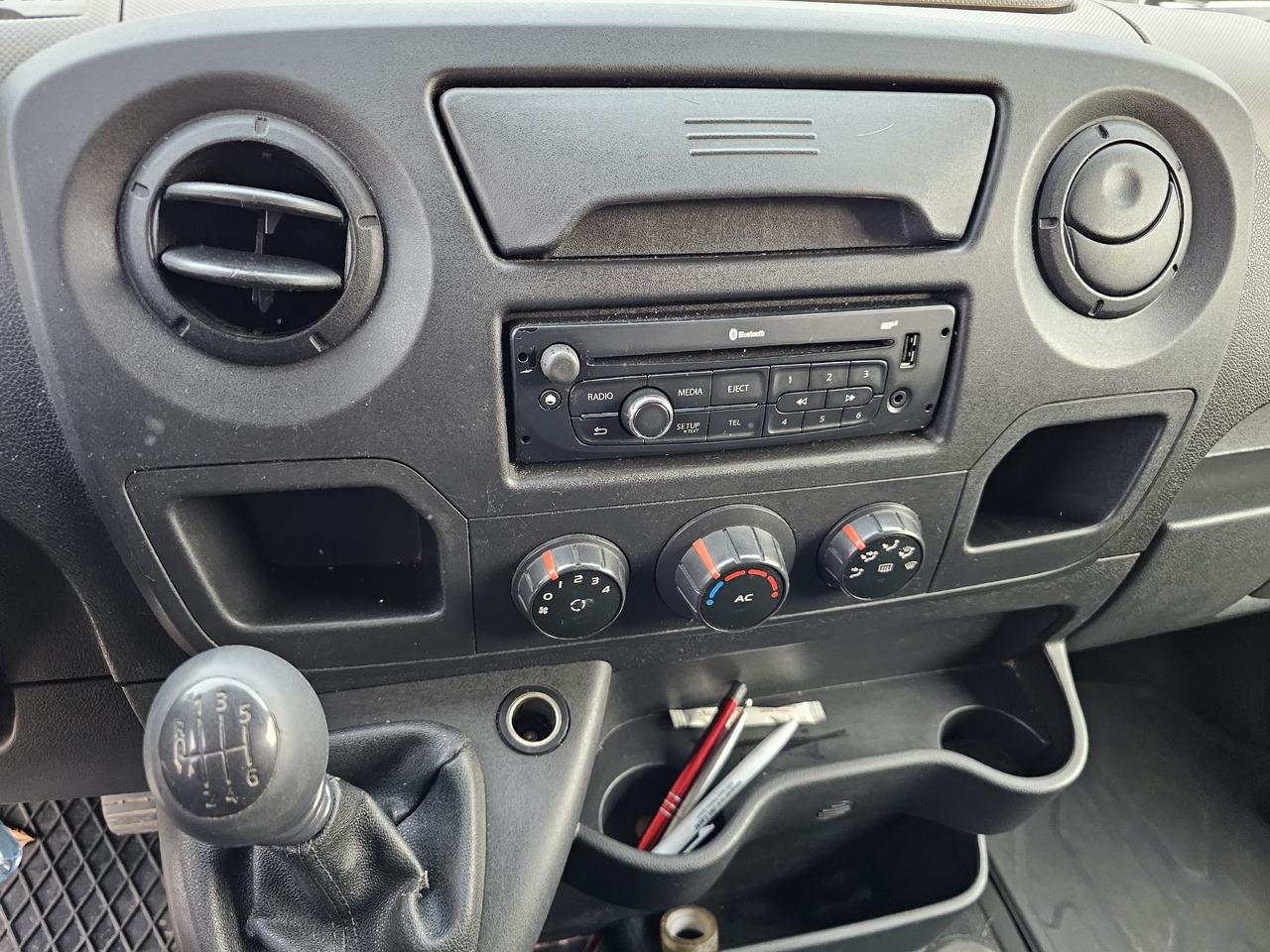 RENAULT MASTER 2.3 L3H2 CHLODNIA CARRIER KLIMA EURO5 - الشاحنات الصغيرة المبردة: صور 5 RENAULT MASTER 2.3 L3H2 CHLODNIA CARRIER KLIMA EURO5 - الشاحنات الصغيرة المبردة: صور 5