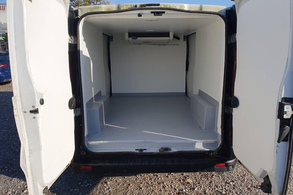 RENAULT TRAFIC CHLODNIA MROZNIA CARRIER+230V KLIMA EURO6 - الشاحنات الصغيرة المبردة: صور 2 RENAULT TRAFIC CHLODNIA MROZNIA CARRIER+230V KLIMA EURO6 - الشاحنات الصغيرة المبردة: صور 2