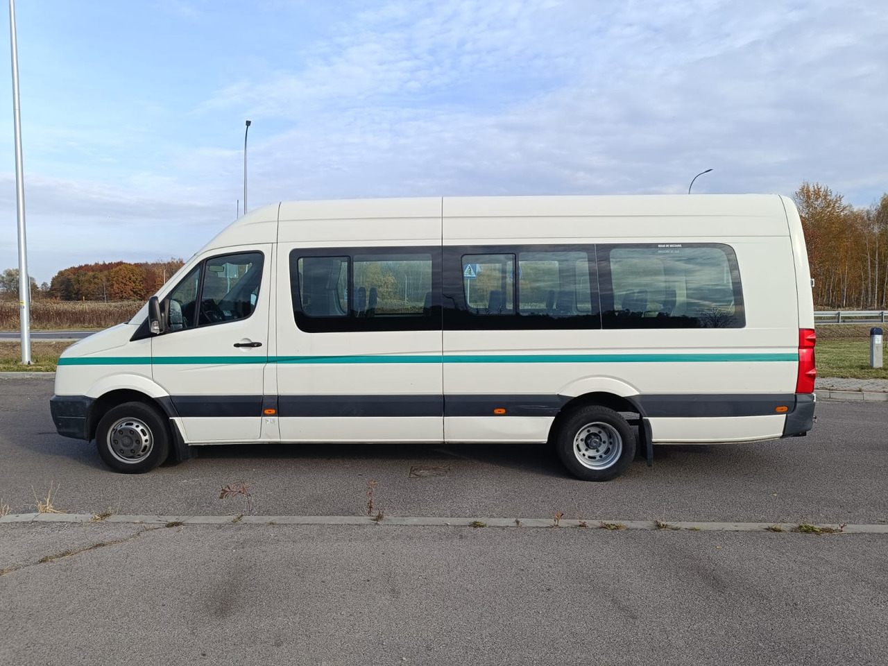 VOLKSWAGEN CRAFTER 23 OSOBY KLIMA WEBASTO KAMERA RETARDER HAK EURO5 - سياحية حافلة: صور 5 VOLKSWAGEN CRAFTER 23 OSOBY KLIMA WEBASTO KAMERA RETARDER HAK EURO5 - سياحية حافلة: صور 5