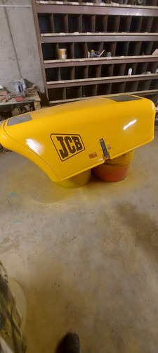 JCB Bonnet - هود - آلات البناء: صور 1 JCB Bonnet - هود - آلات البناء: صور 1
